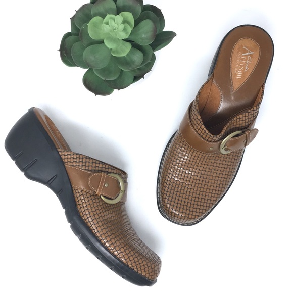 clarks originals desert boot black smooth leather